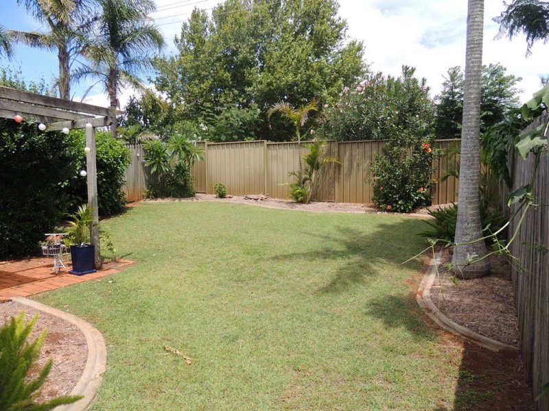 6 Hanna Court, Kearneys Spring, QLD 4350