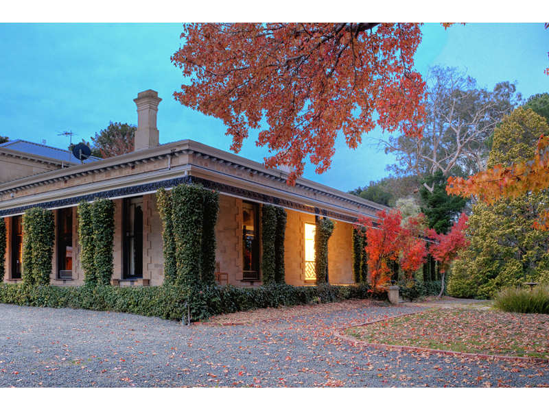 42 Old Mount Barker Road, Crafers, SA 5152 Property Details