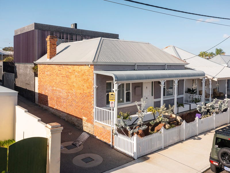 4 Bedroom Sold Property Prices & Auction Results in Perth CBD and