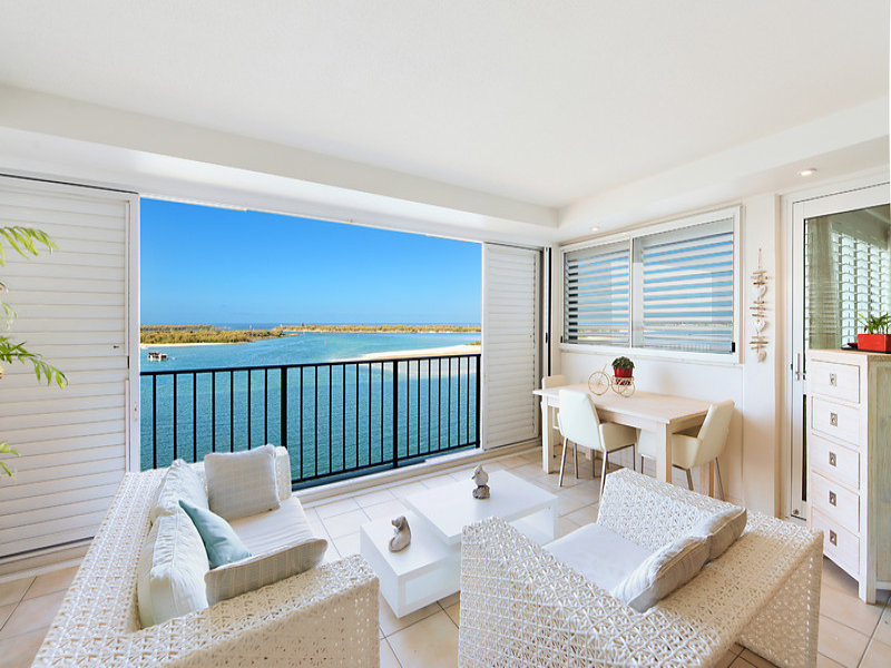 100/326342 Marine Parade, Labrador, Qld 4215 Property Details