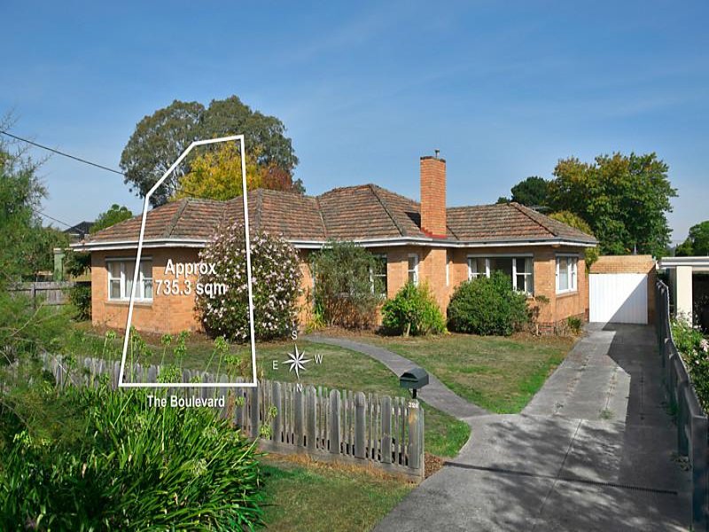 326 The Boulevard, Ivanhoe East, VIC 3079