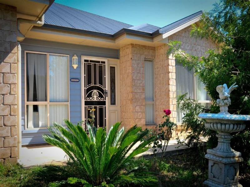 15 Hazelmere Court, Hodgson Vale, QLD 4352