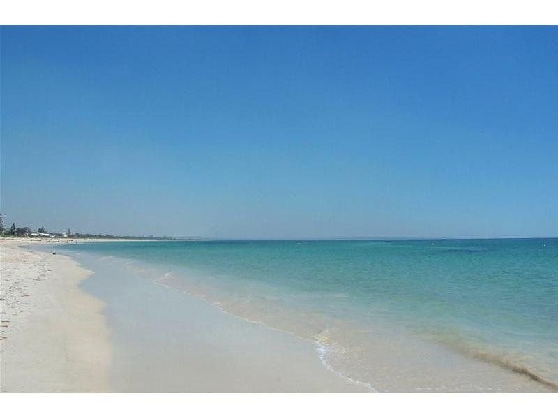 820 Geographe Bay Road, West Busselton, WA 6280