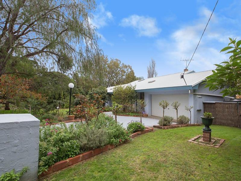 5 Berkeley Court, Mount Eliza, VIC 3930