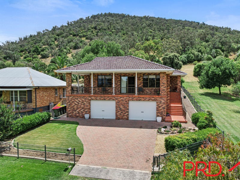 114 Raglan Street, Tamworth, NSW 2340 Property Details