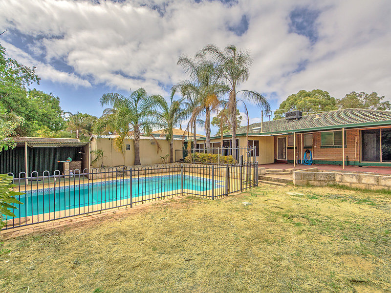 11 Dargin Place, Orelia, WA 6167 Property Details