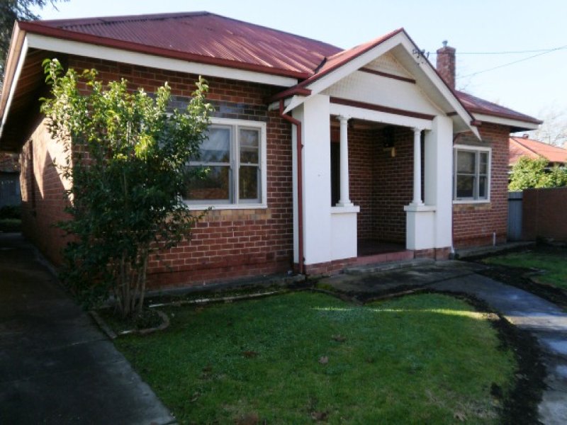 454 GUINEA ST, Albury, NSW 2640 Property Details