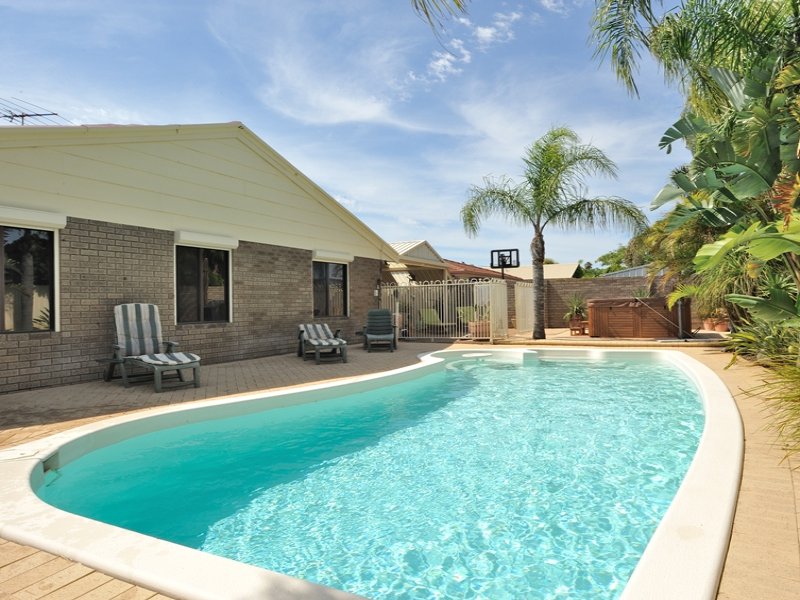 4 Pinjar Court, Waikiki, WA 6169 Property Details