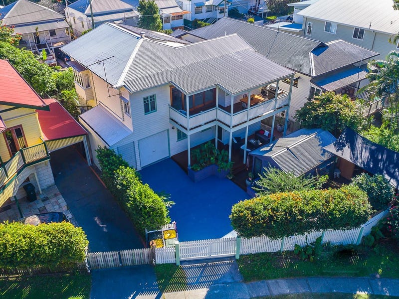 723 Sandgate Rd 7 First Avenue, Sandgate, Qld 4017 - Property Details