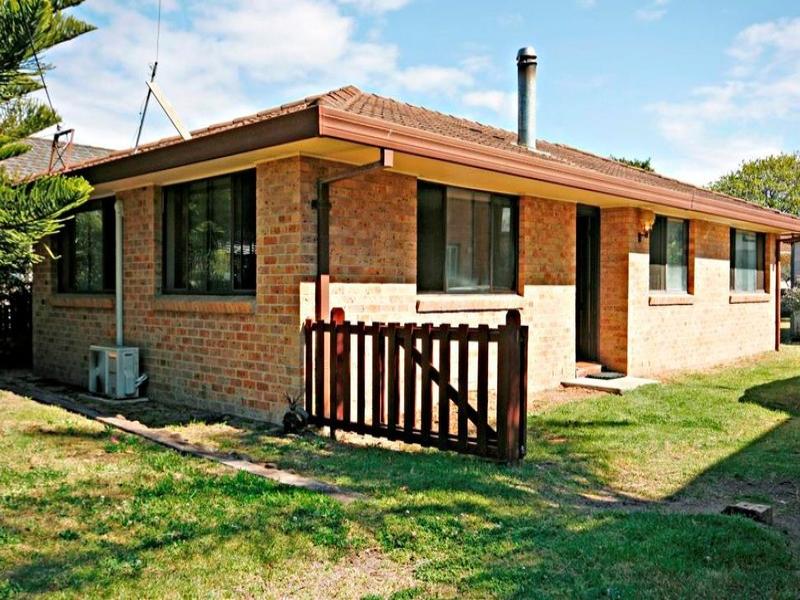 84 Ainslie Parade, Tomakin, NSW 2537