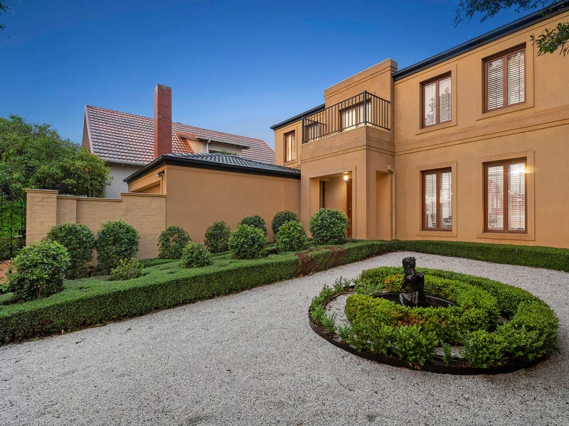 102 New Street, Brighton, VIC 3186