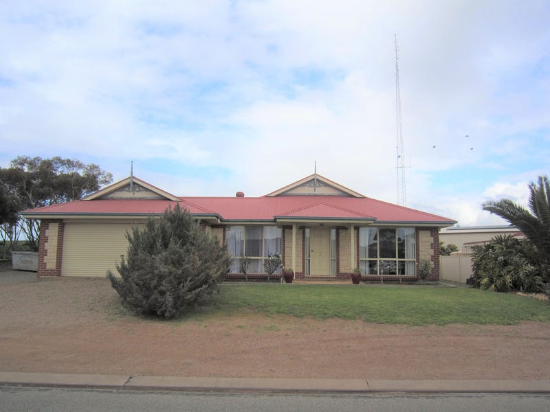 8 Parma Street, Port Broughton, SA 5522