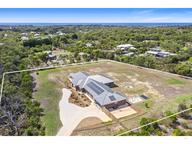 235 Coombes Road, Torquay, VIC 3228