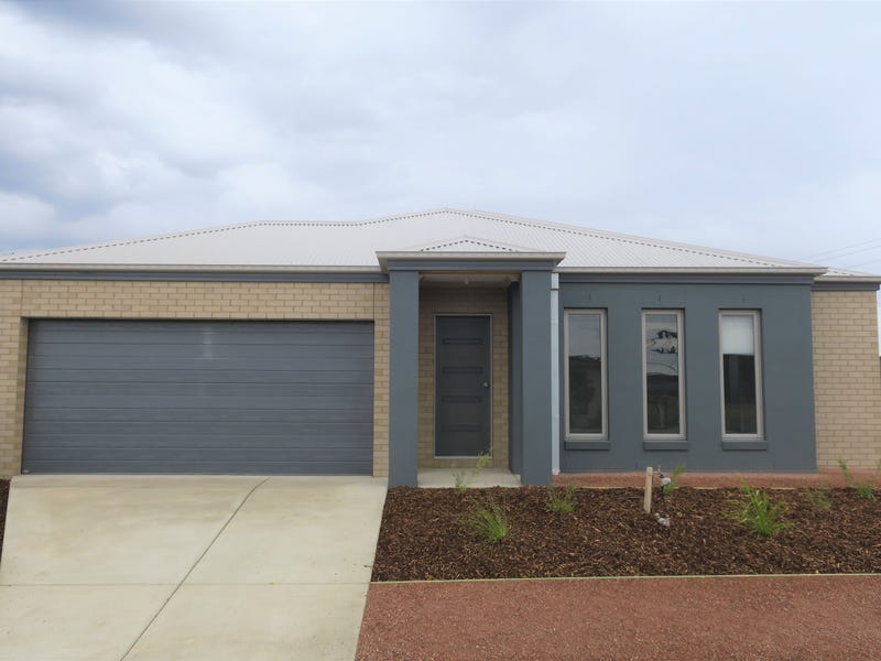 43 Gladeville Drive, Eaglehawk, VIC 3556