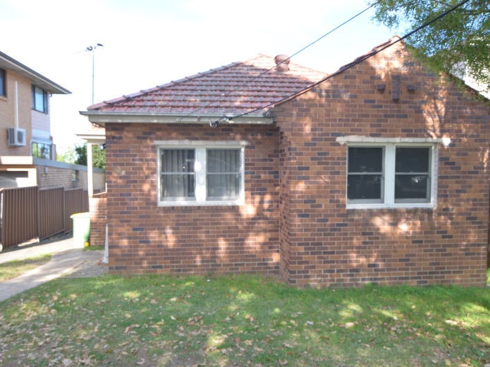 51A Noble Avenue, Mount Lewis, NSW 2190