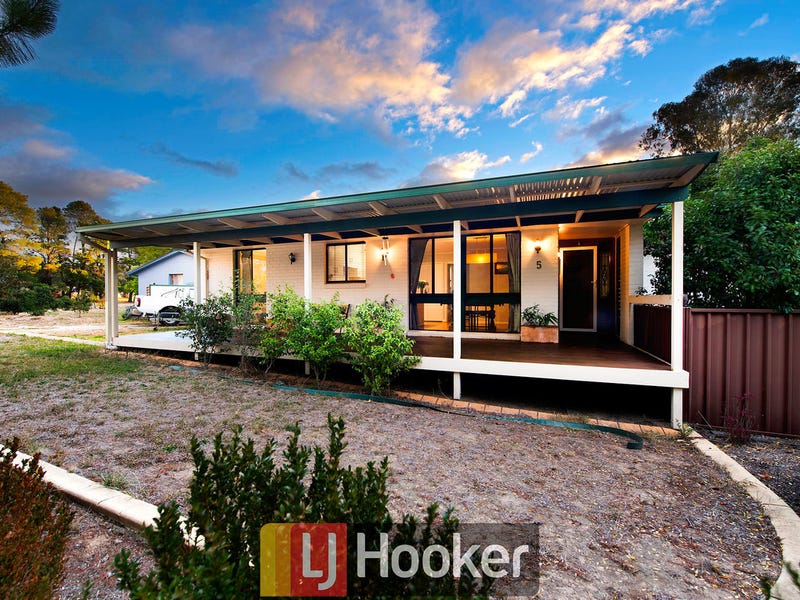 5 Mackie Cres, Stirling, ACT 2611