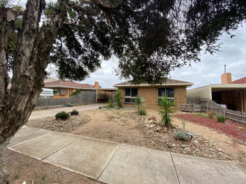 64 Riddell Road, Sunbury, Vic 3429