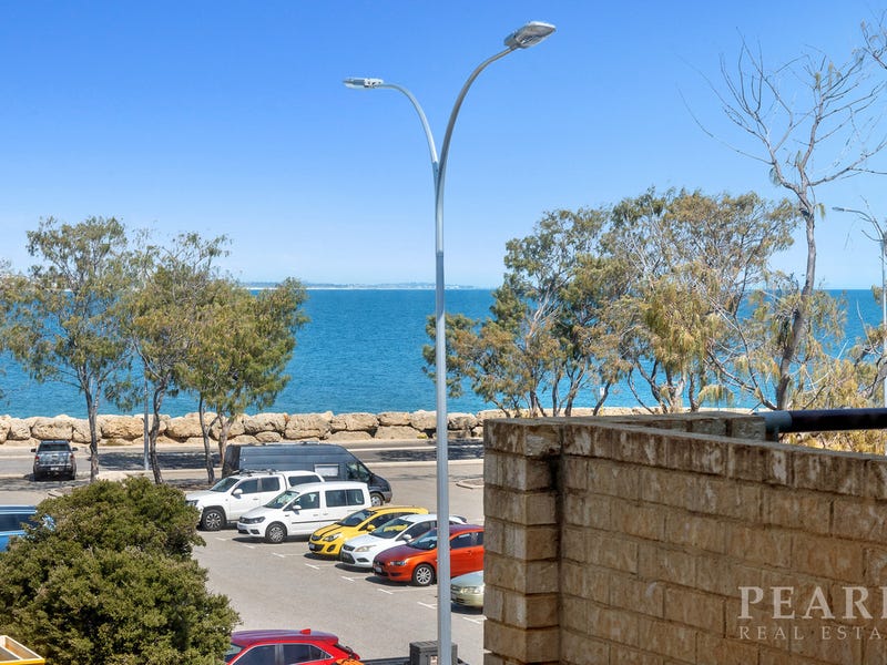 216/68 Southside Drive, Hillarys, WA 6025 Apartment for Sale