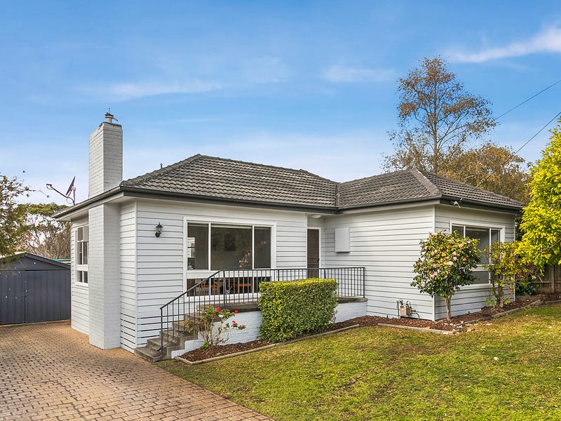 2 Clara Street, Macleod, VIC 3085