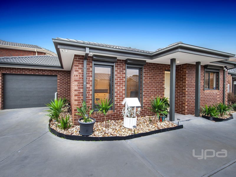 2/18 Honey Grove, St Albans, VIC 3021