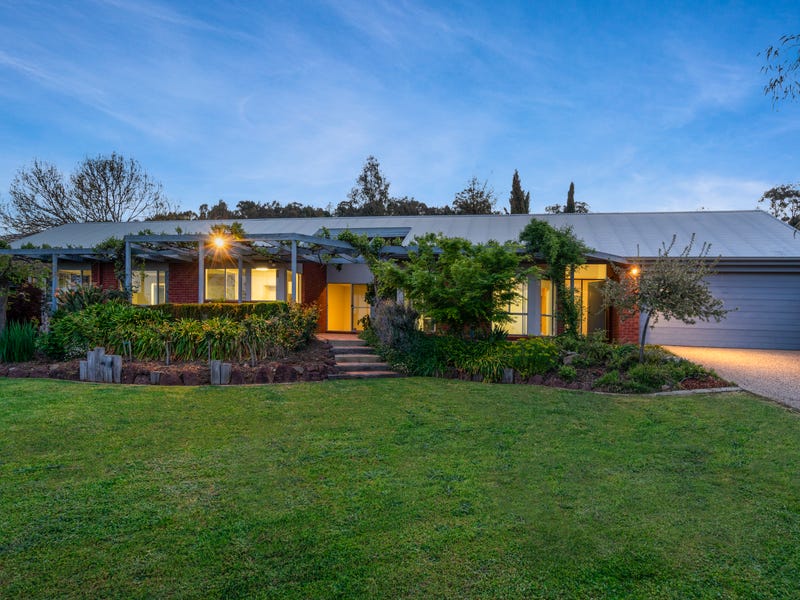 14 Sunrise Terrace, East Albury, NSW 2640