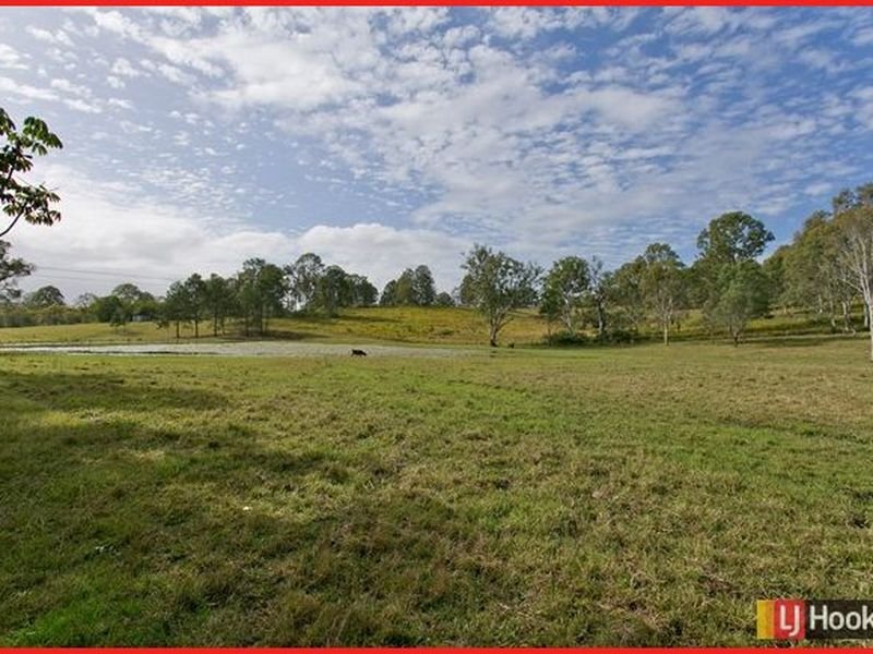 217 Forest Hills Drive, Morayfield, Qld 4506 Property Details