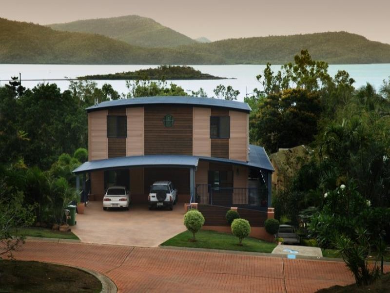 40 Jones Road, Cannonvale, QLD 4802