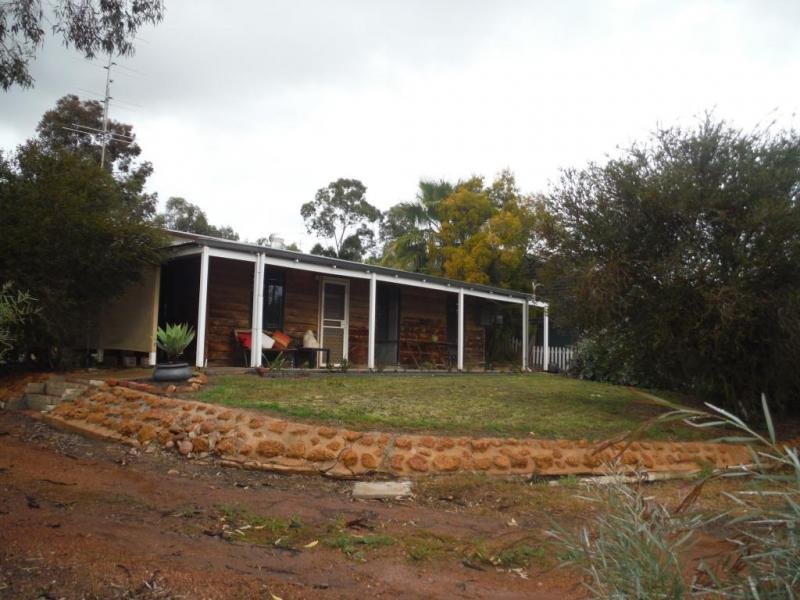 44 Cardwell Road, York, WA 6302