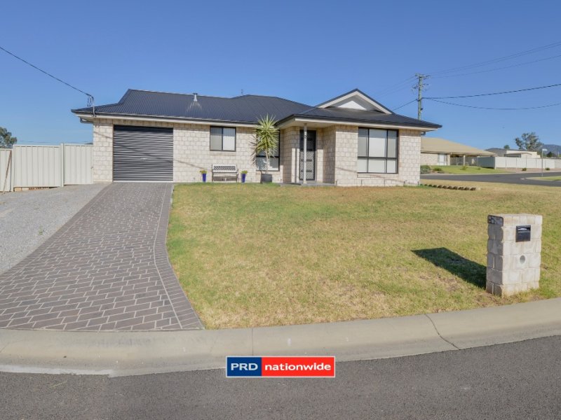 2 Iris Close, Kootingal, NSW 2352 Property Details