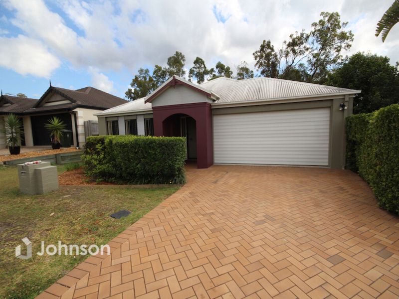 8 Parkside Place, Forest Lake, Qld 4078