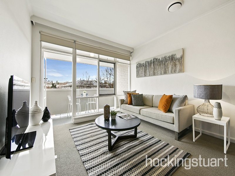 8/27 Wallace Avenue, Toorak, Vic 3142 Property Details