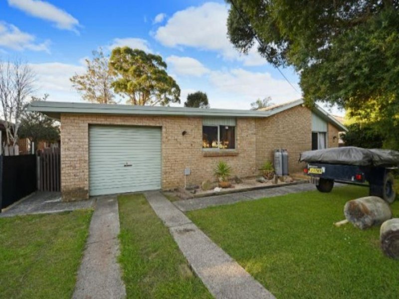 9 Greenwell Point Road, Nowra, NSW 2541