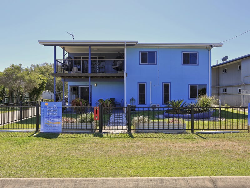 24 Lihs Street, Elliott Heads, QLD 4670