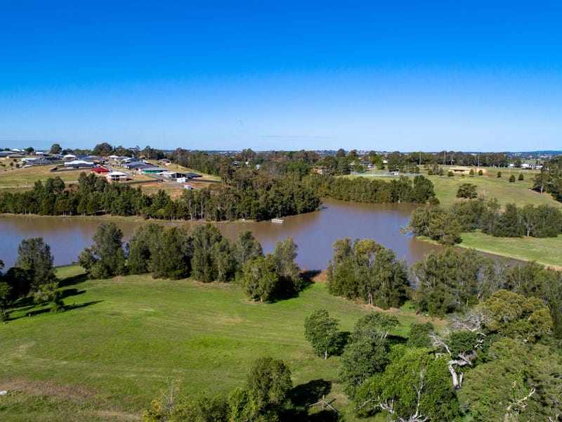 22 (Lot 115) Vantage Court, Bolwarra Heights, NSW 2320 Residential