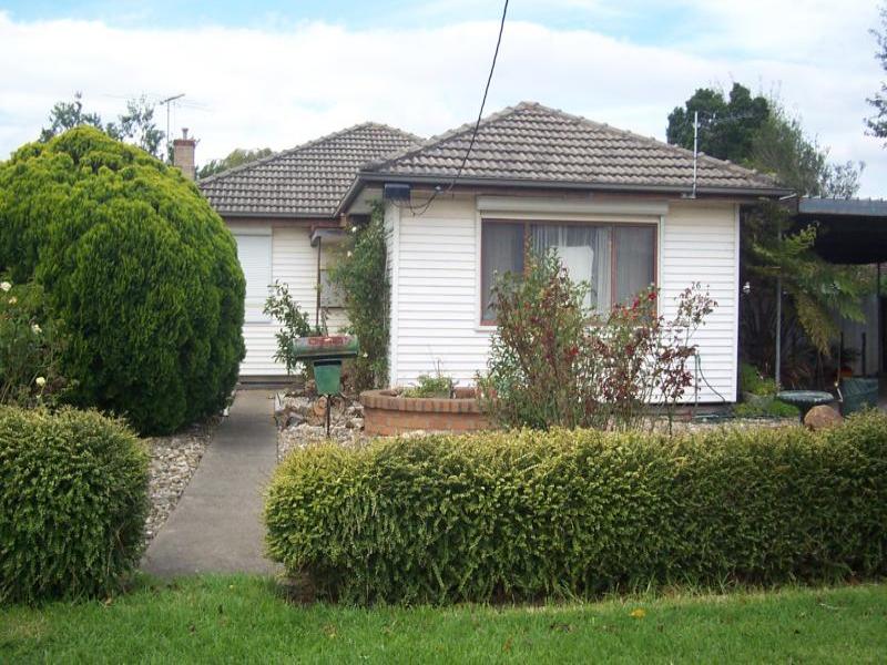 26 BUCKLEY Street, Sale, Vic 3850 Property Details