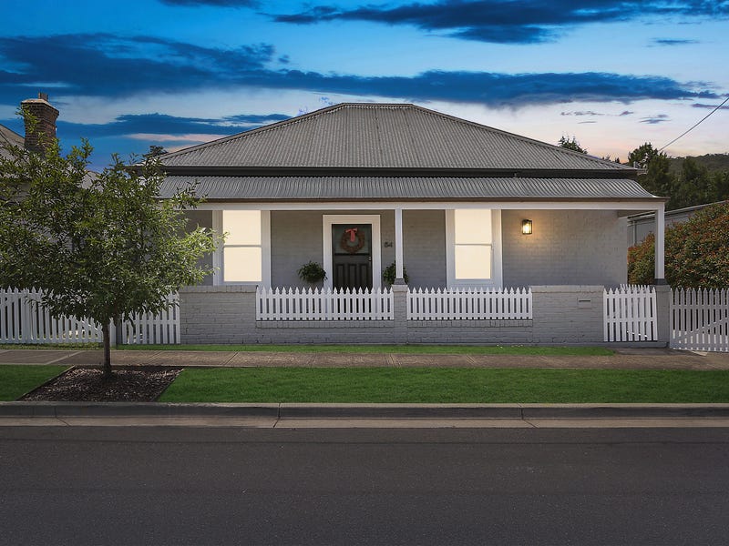 8284 Merrigang Street, Bowral, NSW 2576 Property Details