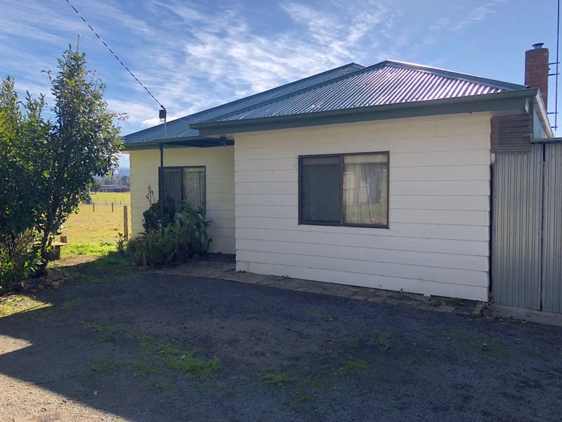 1204 Whittleseakinglake Road, Kinglake West, VIC 3757