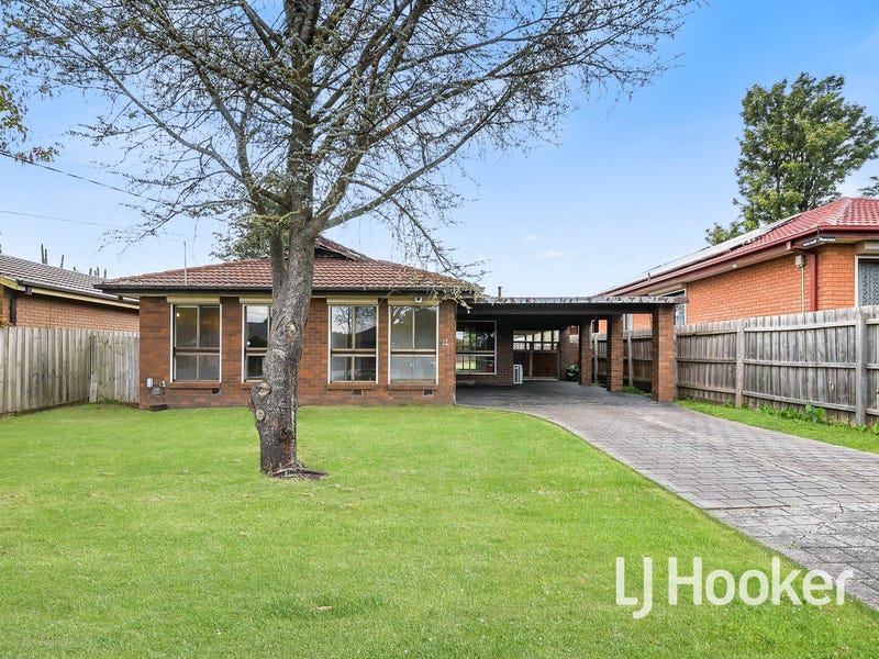 4 Rosalie Avenue, Cranbourne, Vic 3977 Property Details