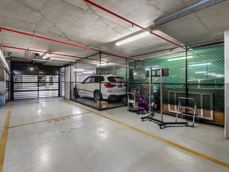 Real Estate & Property for Sale in Mermaid Beach, QLD 4218 (+4