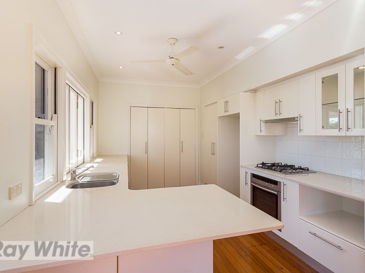 15 Mackay Street, Coorparoo, QLD 4151