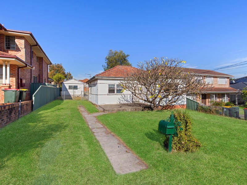 18 Edna Avenue, Merrylands, NSW 2160 Property Details