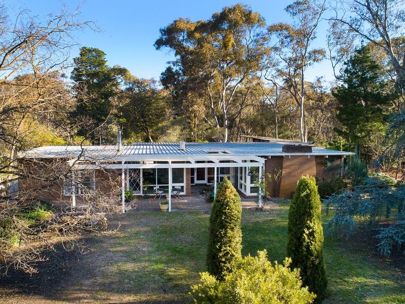 11 Merrifield Street, Castlemaine, Vic 3450 Property Details