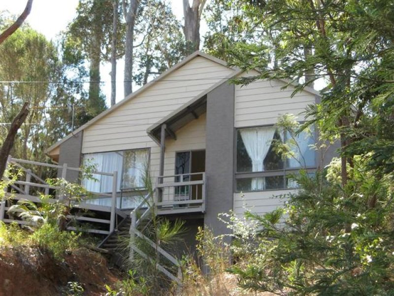 33 Dominic Drive, Batehaven, NSW 2536