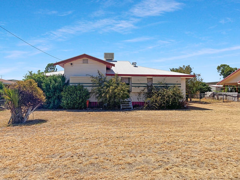 36 Condamine Street, Miles, QLD 4415