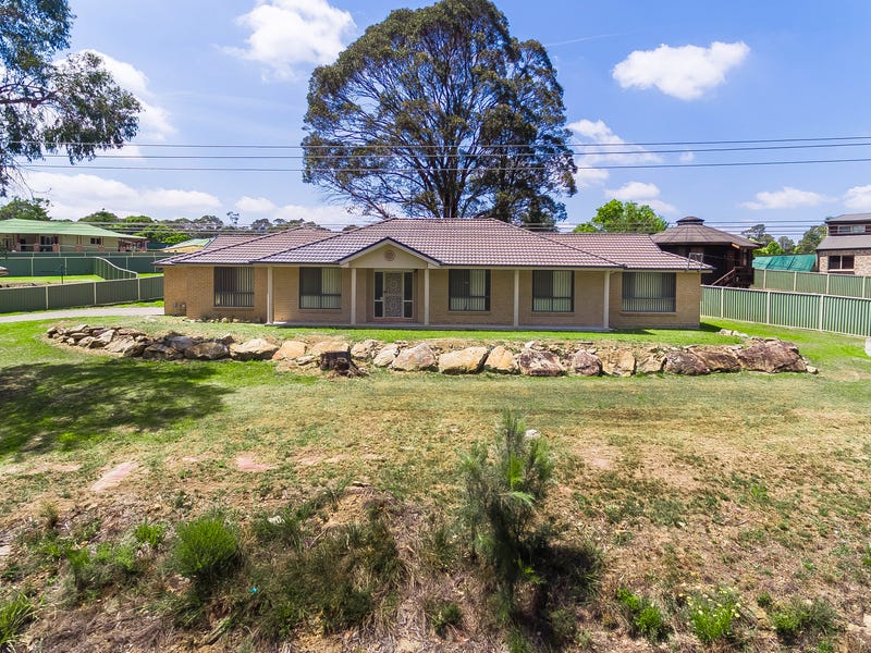 4 Richardson Street, Thirlmere, NSW 2572 Property Details