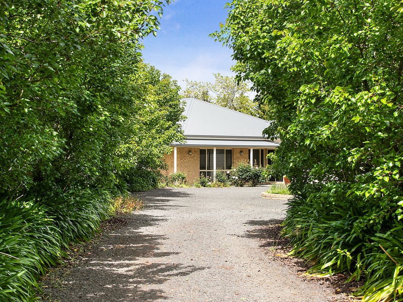 45 Madden Avenue, Batesford, Vic 3213 Property Details