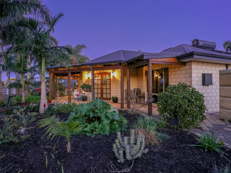 136 Tenth Street, Harvey, WA 6220 House for Sale