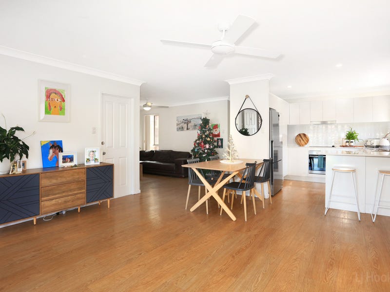 2/9 Sanctuary Court, Coombabah, QLD 4216