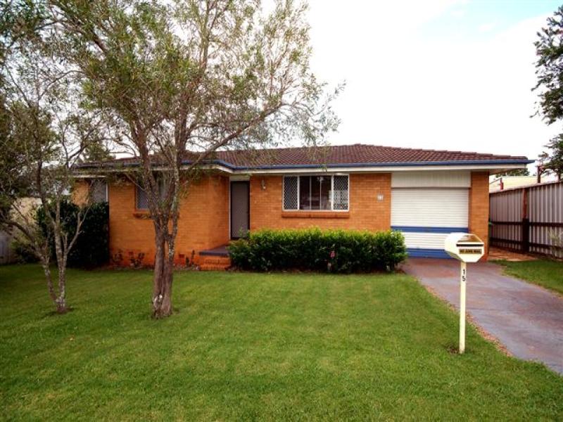 15 Belgium Street, South Toowoomba, QLD 4350
