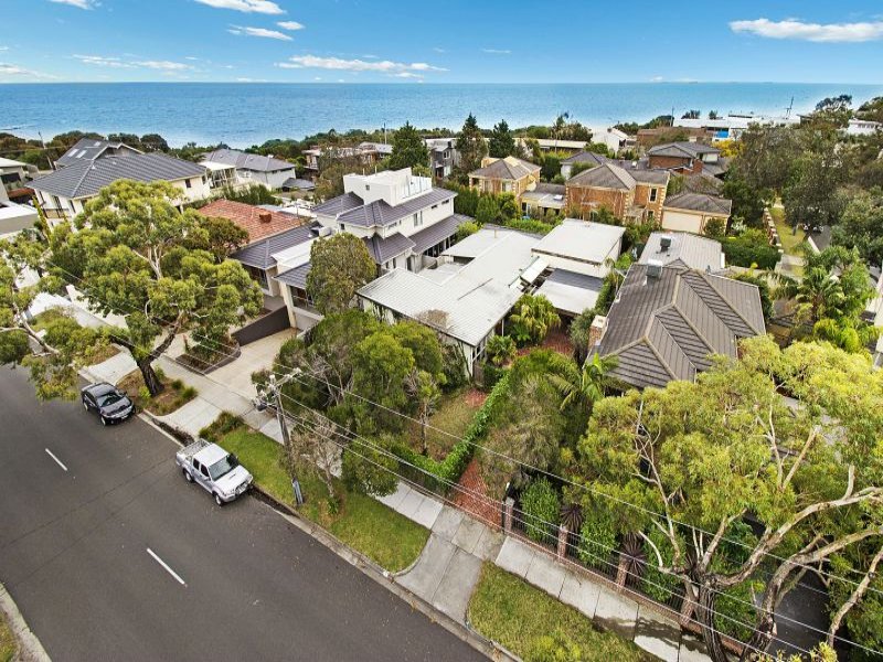 7 Haydens Road, Beaumaris, Vic 3193 Property Details